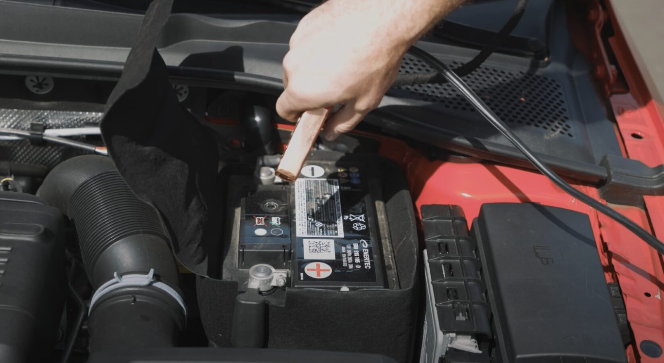 Professional roadside assistance battery jump start service in Mount Vernon, NY