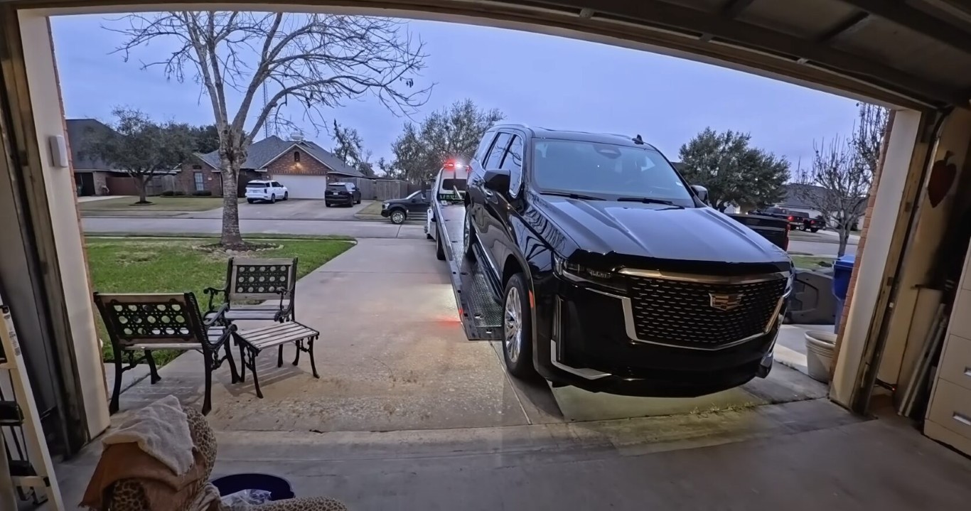 Trusted emergency tow truck service for SUV in residential area of Mount Vernon, NY